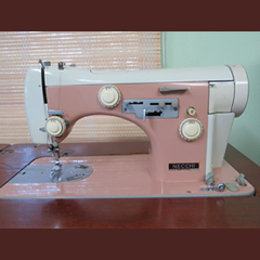 How a Manual Sewing Machine Works